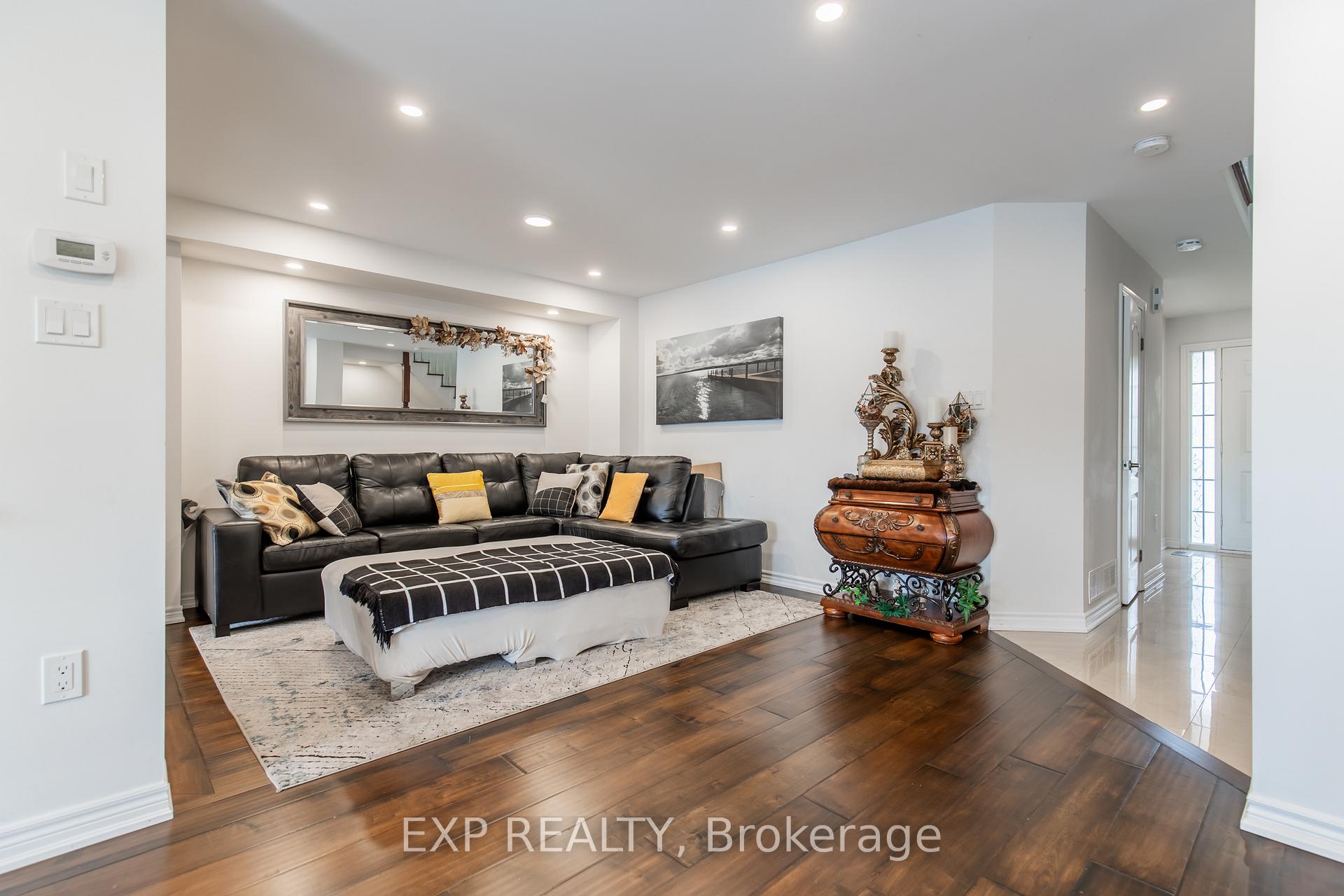 Photo 8 of 139 Edgewater Drive, Hamilton, Lakeshore — HOMEH