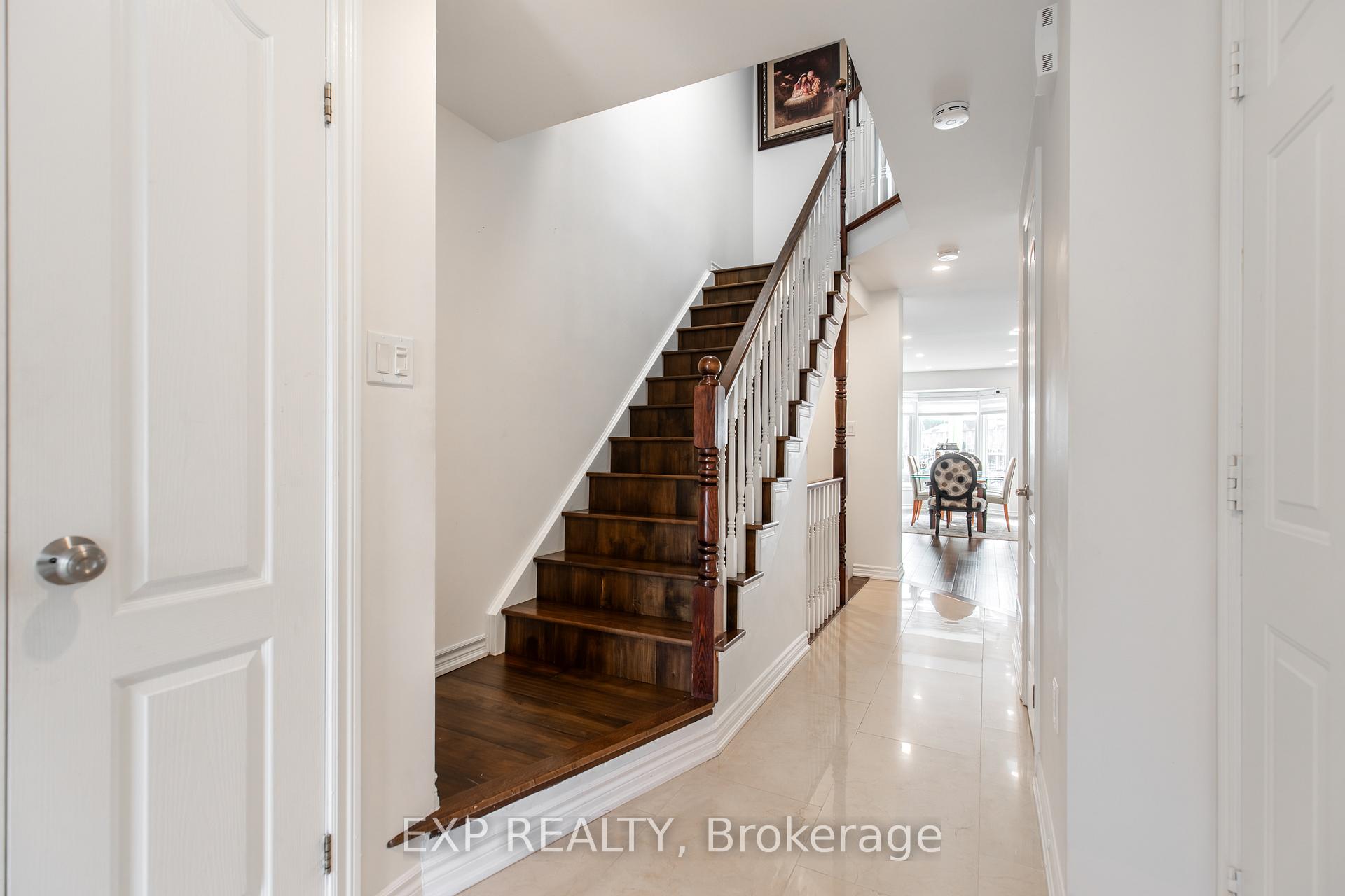 Photo 6 of 139 Edgewater Drive, Hamilton, Lakeshore — HOMEH