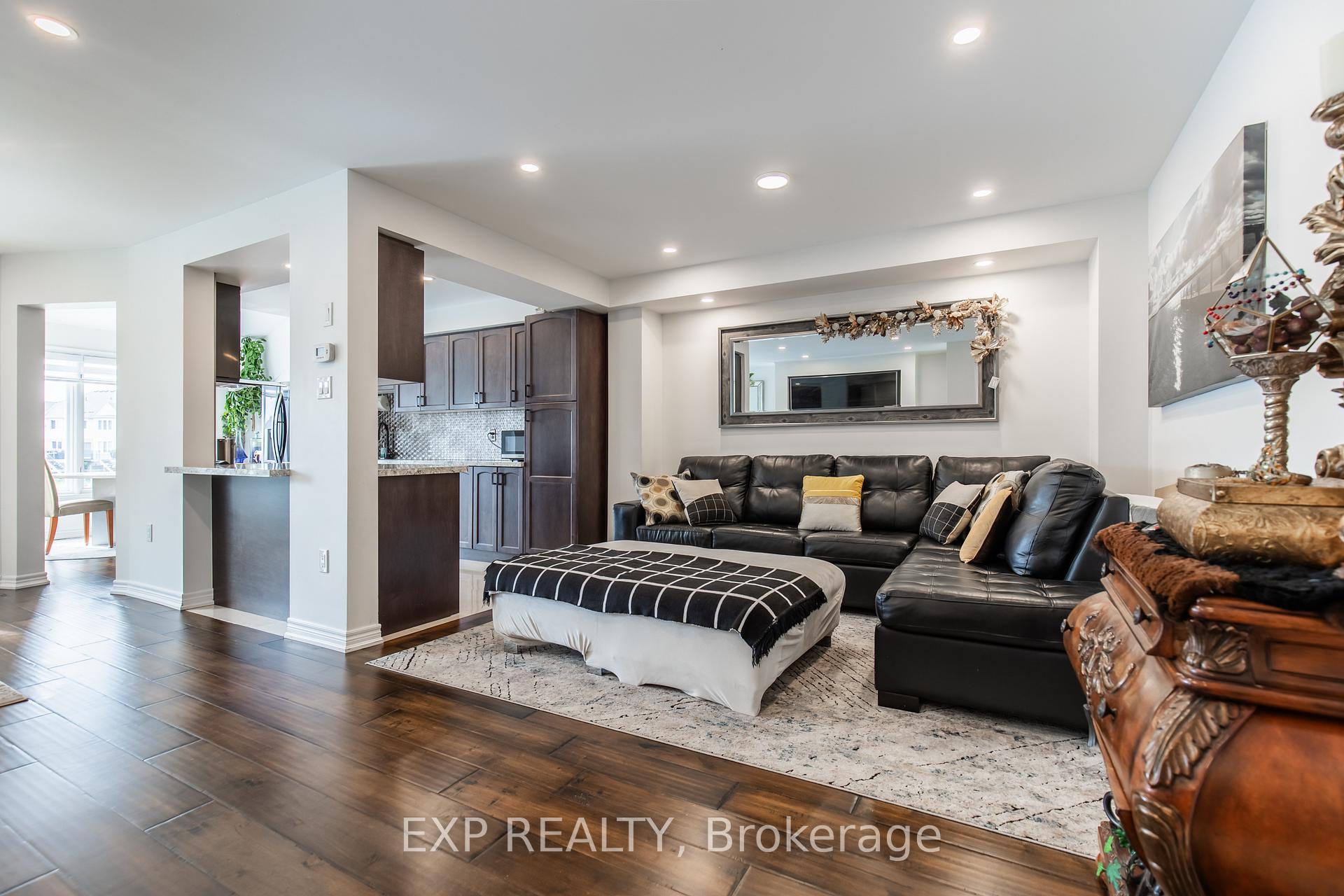 Photo 11 of 139 Edgewater Drive, Hamilton, Lakeshore — HOMEH