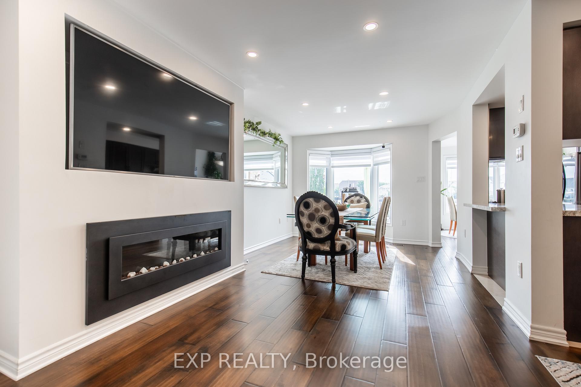 Photo 15 of 139 Edgewater Drive, Hamilton, Lakeshore — HOMEH