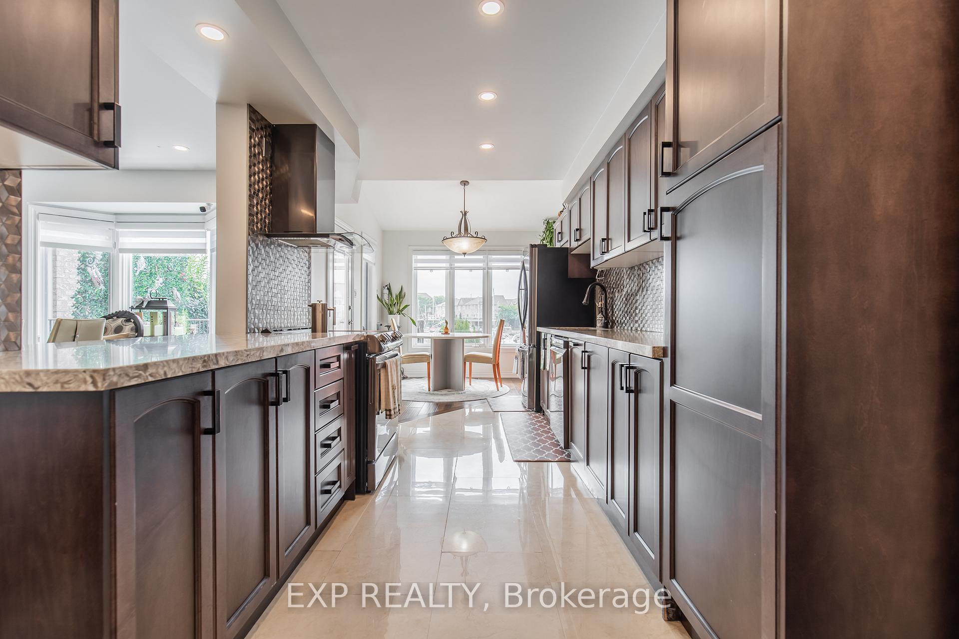 Photo 16 of 139 Edgewater Drive, Hamilton, Lakeshore — HOMEH