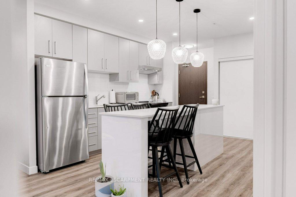 Photo 5 of Unit 812, 15 Queen Street S, Hamilton, Central — HOMEH