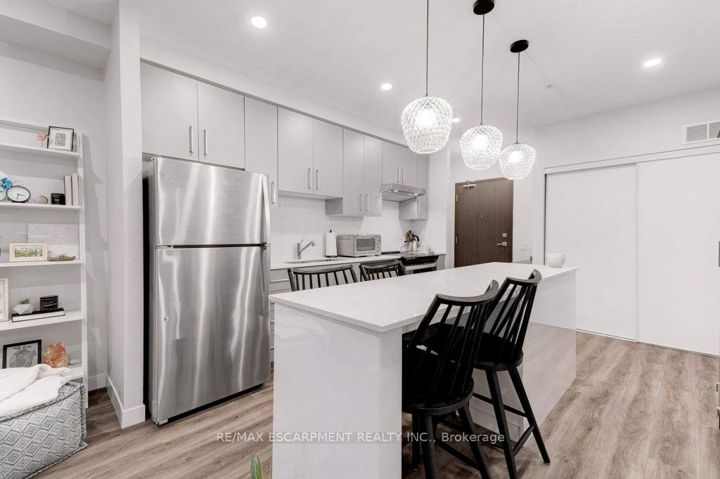 Photo 14 of Unit 812, 15 Queen Street S, Hamilton, Central — HOMEH