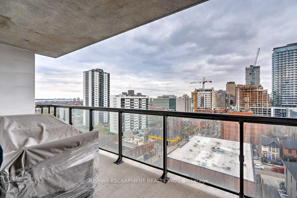 Photo 15 of Unit 812, 15 Queen Street S, Hamilton, Central — HOMEH