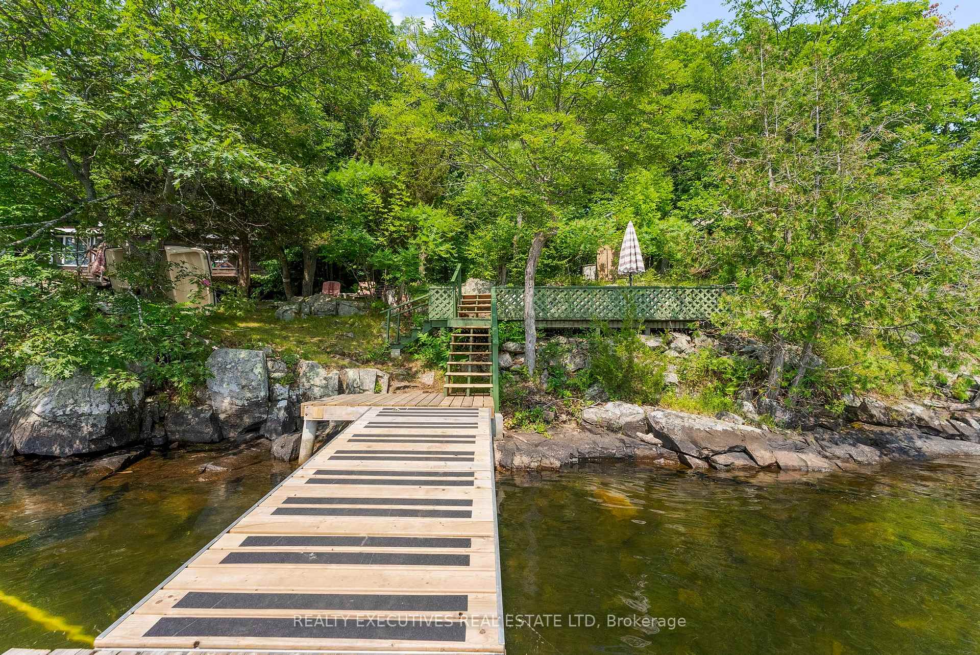 Photo 2 of 69 Partridge Lane, Frontenac, Frontenac South — HOMEH