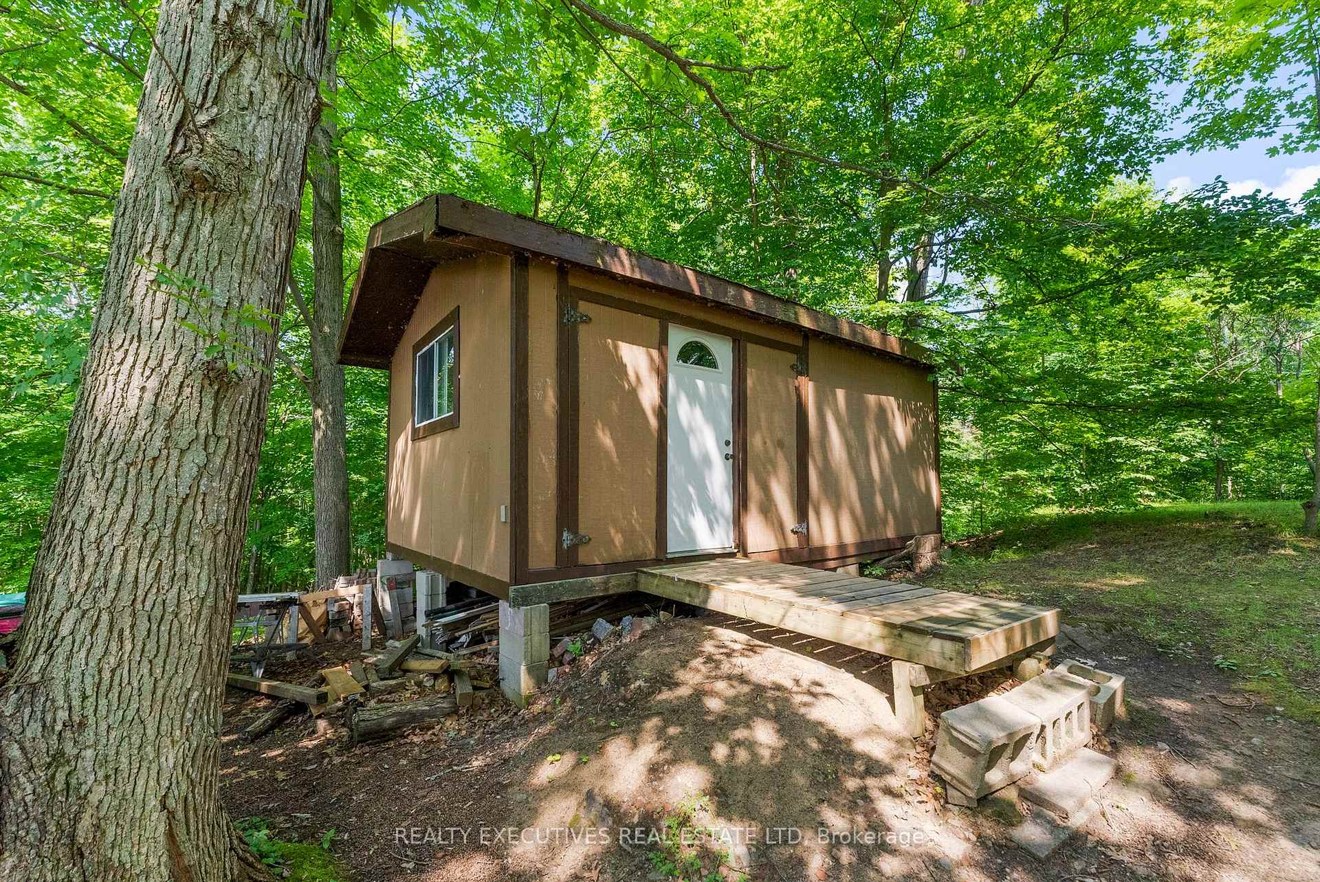 Photo 24 of 69 Partridge Lane, Frontenac, Frontenac South — HOMEH