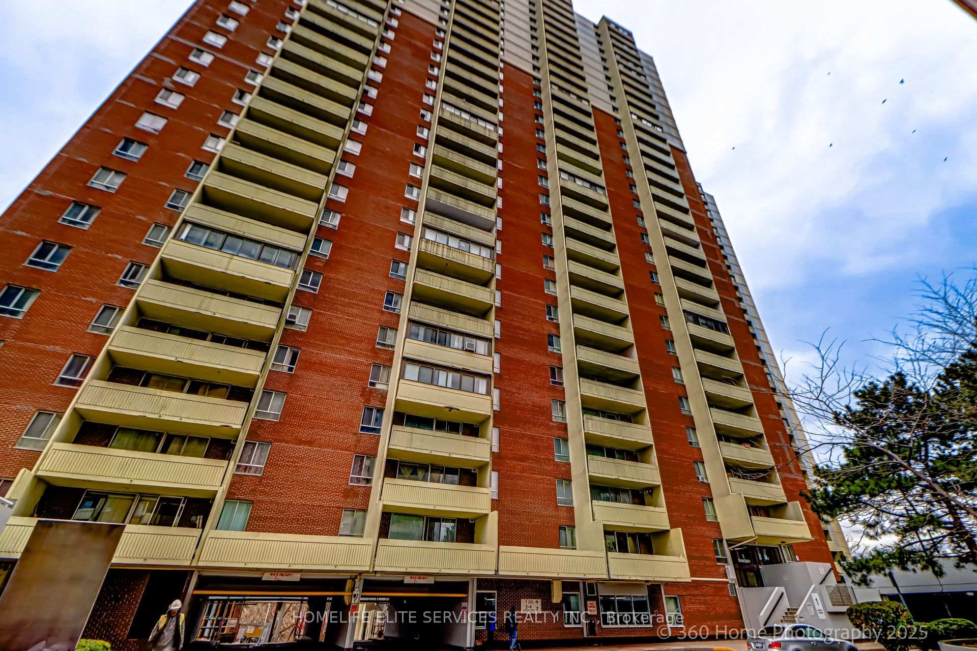 Photo 17 of Unit 705, 1 Massey Square, Toronto, Crescent Town — HOMEH