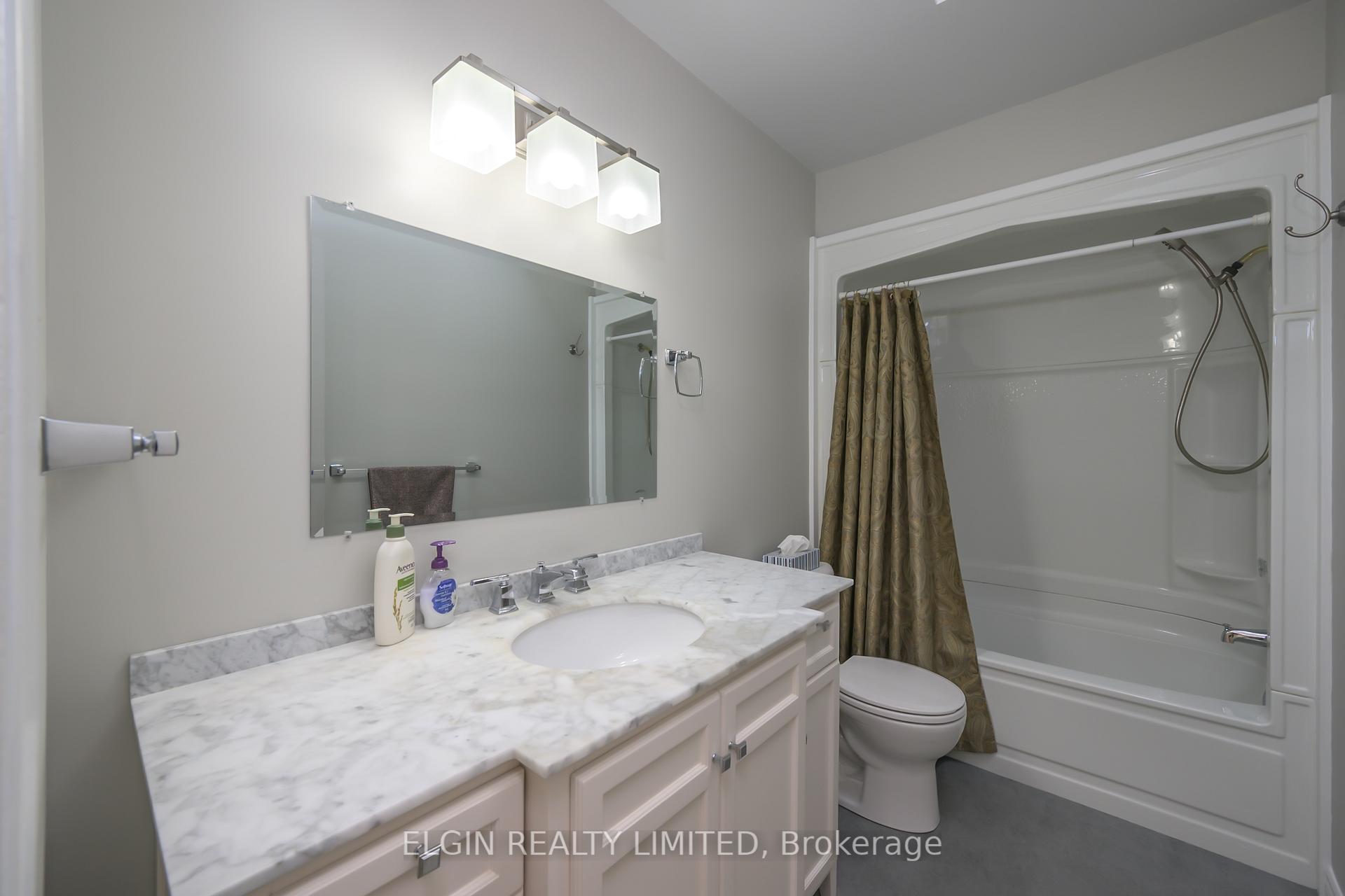 Photo 10 of 23 South Edgeware Road, St. Thomas — HOMEH