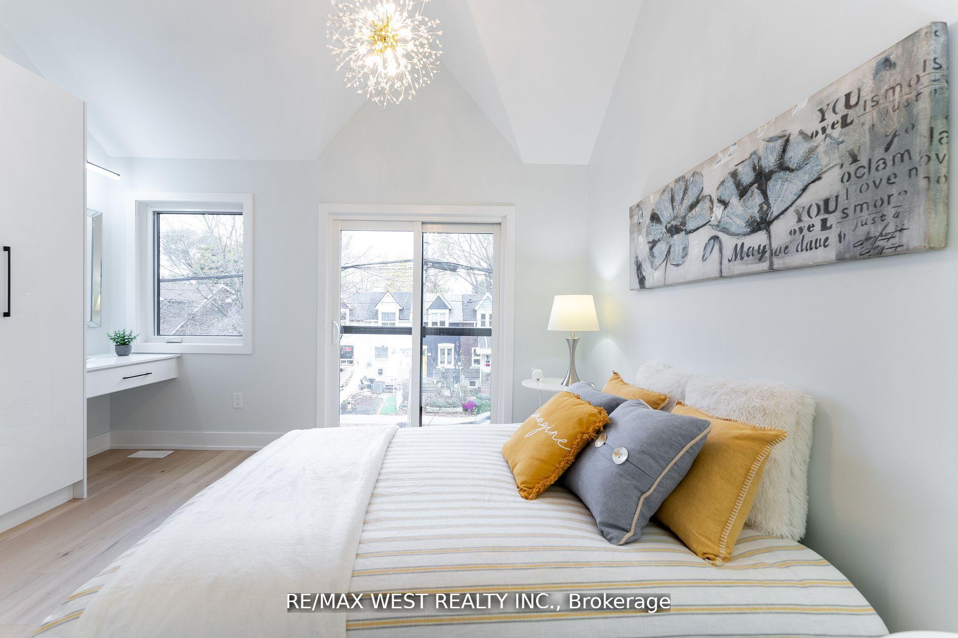 Photo 12 of Unit Upper Unit, 411 Main Street, Toronto, Woodbine-Lumsden — HOMEH