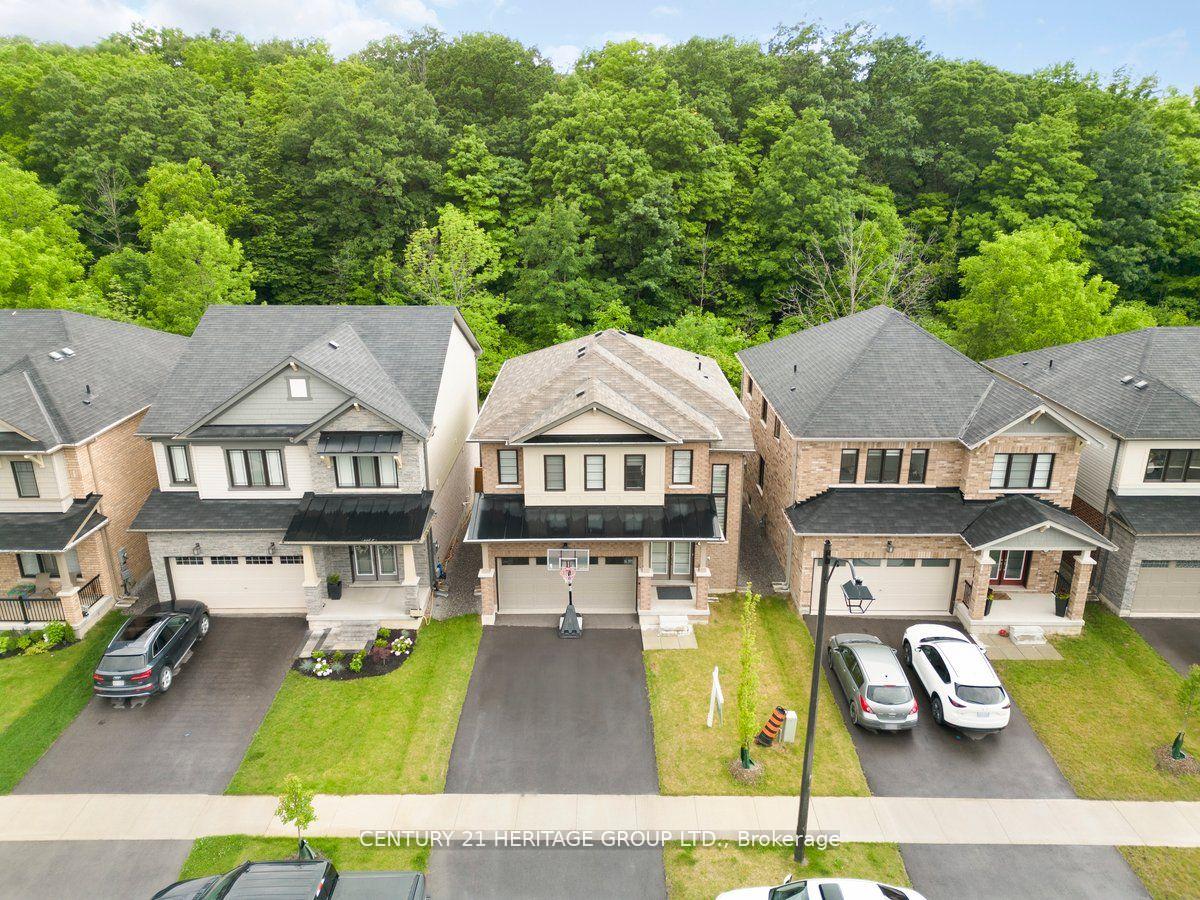 Front of 157 Cactus Crescent