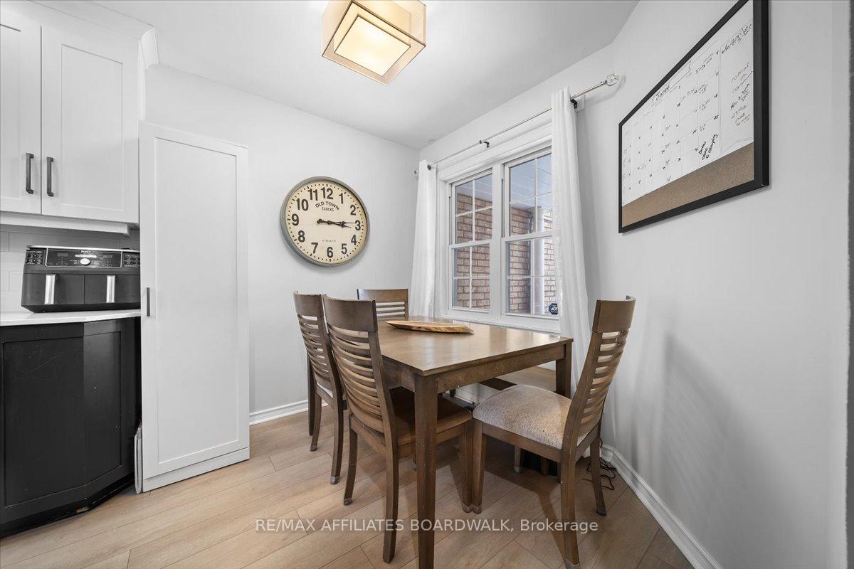 Photo 4 of 174 Woodpark Way, Ottawa, Barrhaven - Longfields — HOMEH