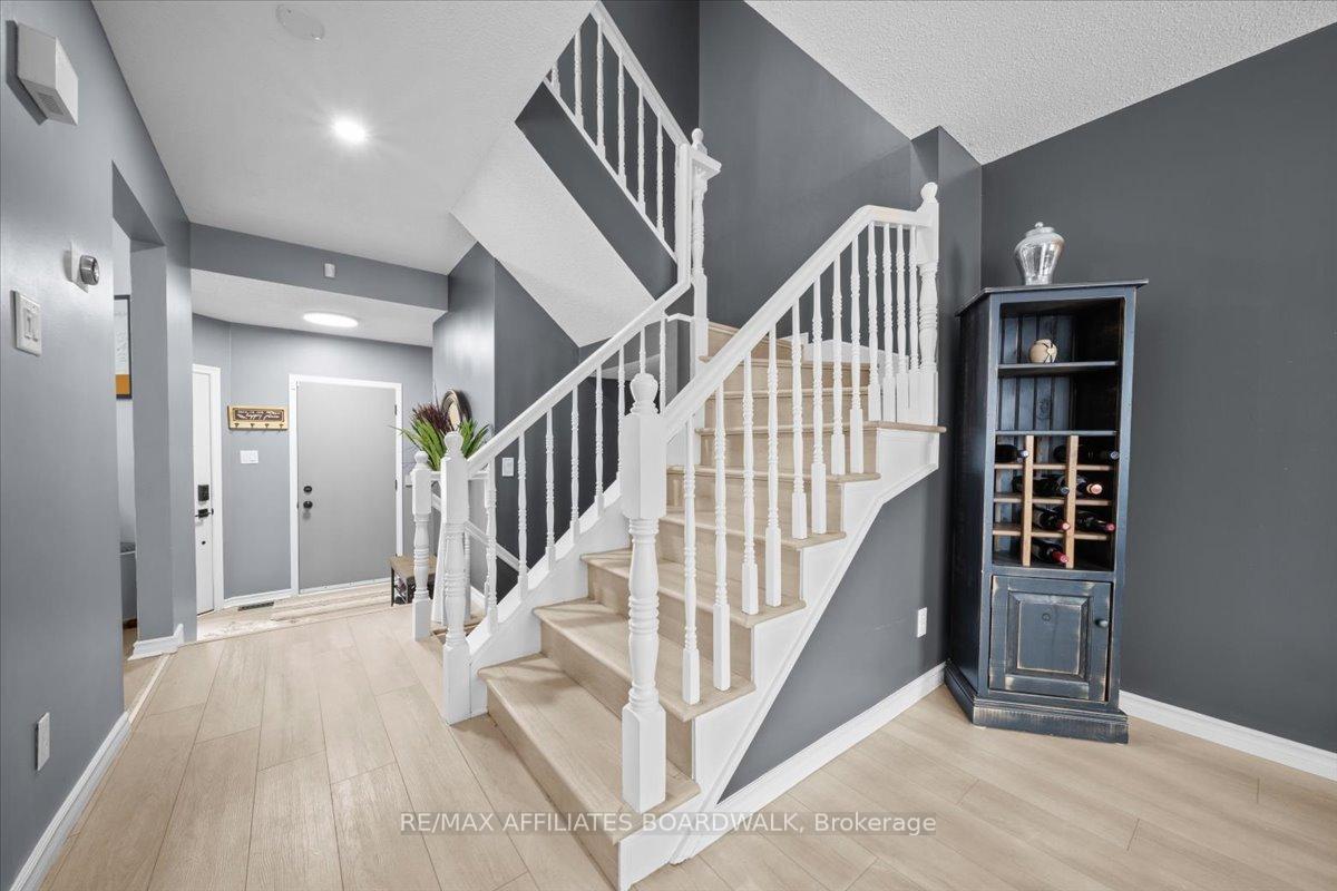 Photo 13 of 174 Woodpark Way, Ottawa, Barrhaven - Longfields — HOMEH