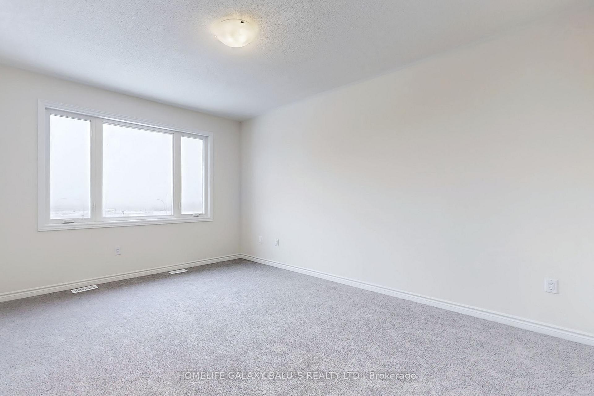 Photo 13 of 2915 Nakina Street E, Pickering, Rural Pickering — HOMEH