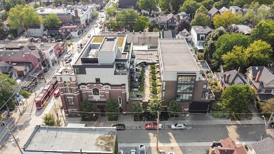 Photo 3 of Unit 208, 2 Bellefair Avenue, Toronto, The Beaches — HOMEH