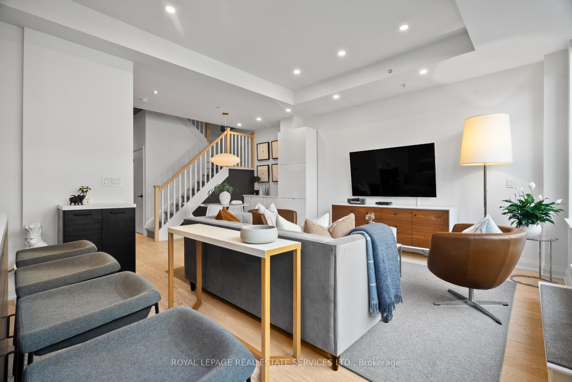 Photo 19 of Unit 208, 2 Bellefair Avenue, Toronto, The Beaches — HOMEH