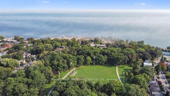 Photo 13 of Unit 208, 2 Bellefair Avenue, Toronto, The Beaches — HOMEH