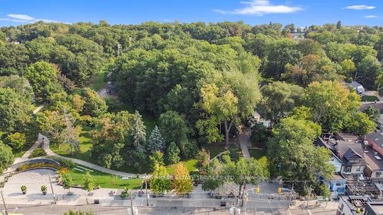 Photo 18 of Unit 208, 2 Bellefair Avenue, Toronto, The Beaches — HOMEH