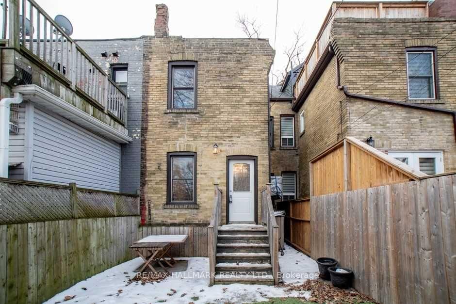 Photo 11 of 193 Booth (Main & Lower) Avenue, Toronto, South Riverdale — HOMEH