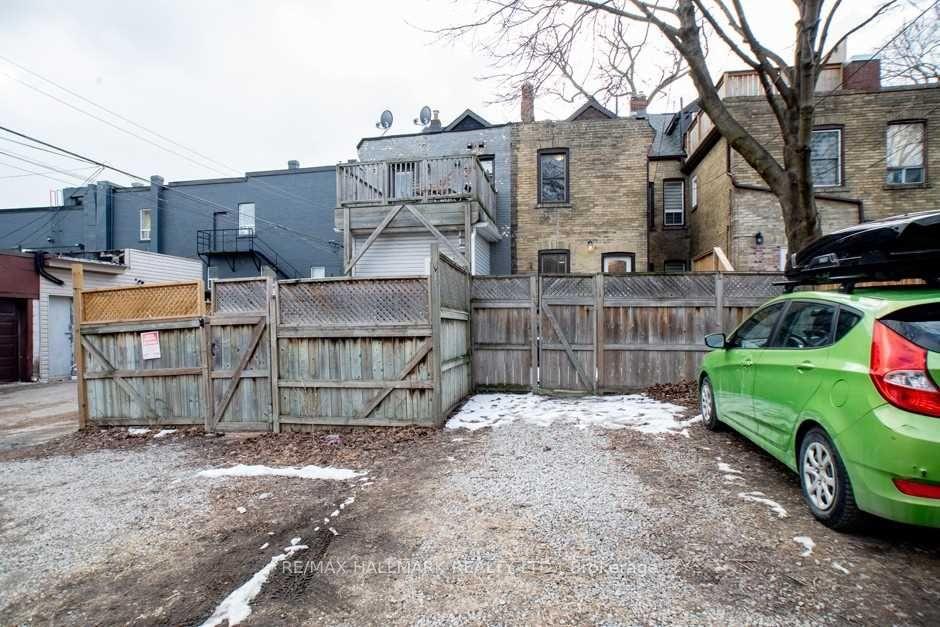 Photo 10 of 193 Booth (Main & Lower) Avenue, Toronto, South Riverdale — HOMEH
