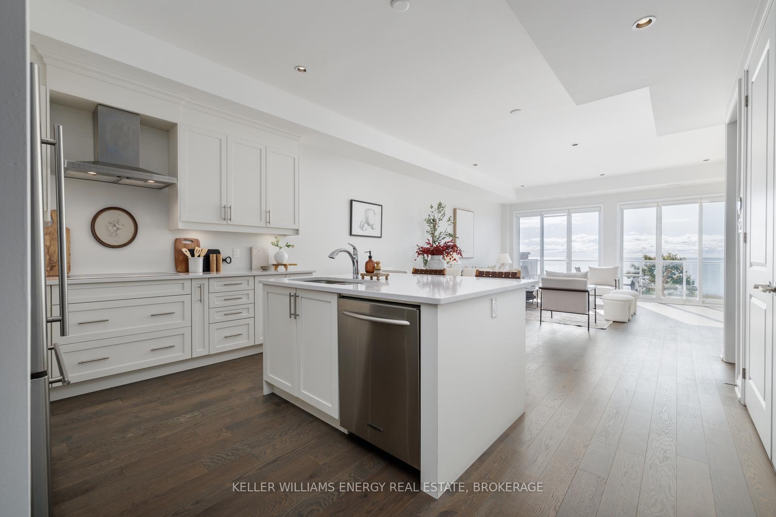 Photo 17 of Unit 2, 325 Lakebreeze Drive, Clarington, Newcastle — HOMEH