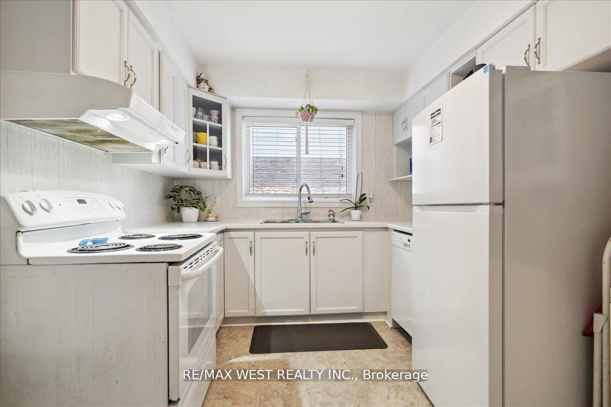 Photo 6 of Unit 37, 506 Normandy Street, Oshawa, Central — HOMEH