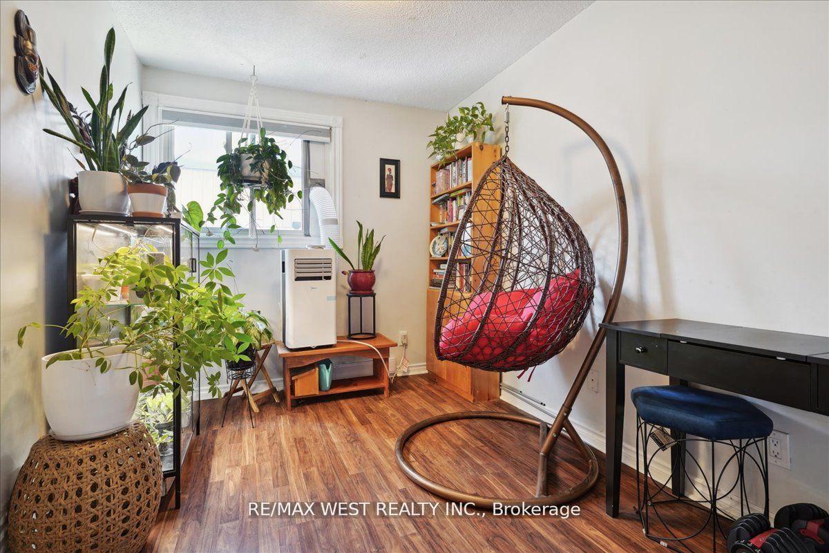 Photo 4 of Unit 37, 506 Normandy Street, Oshawa, Central — HOMEH