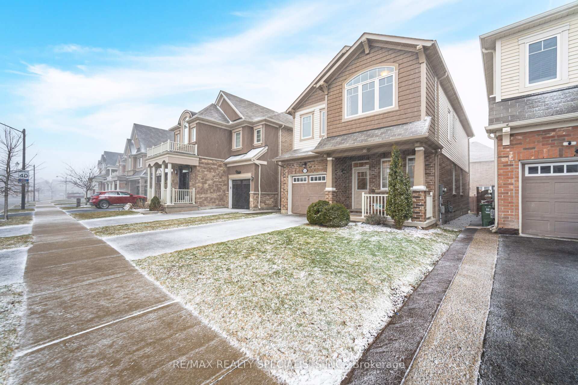 Photo 3 of 55 Sipes Drive, Hamilton, Waterdown — HOMEH