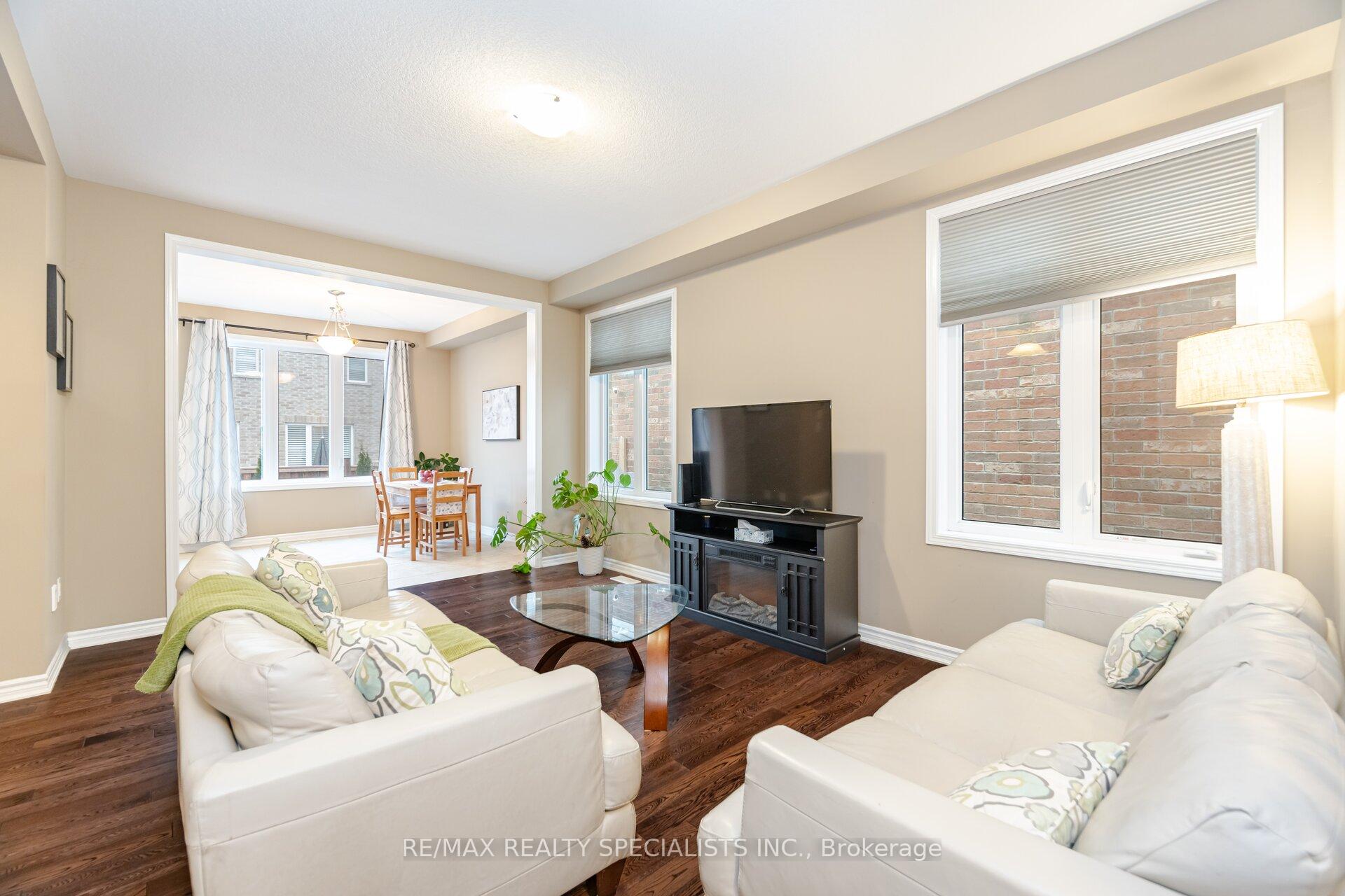 Photo 5 of 55 Sipes Drive, Hamilton, Waterdown — HOMEH