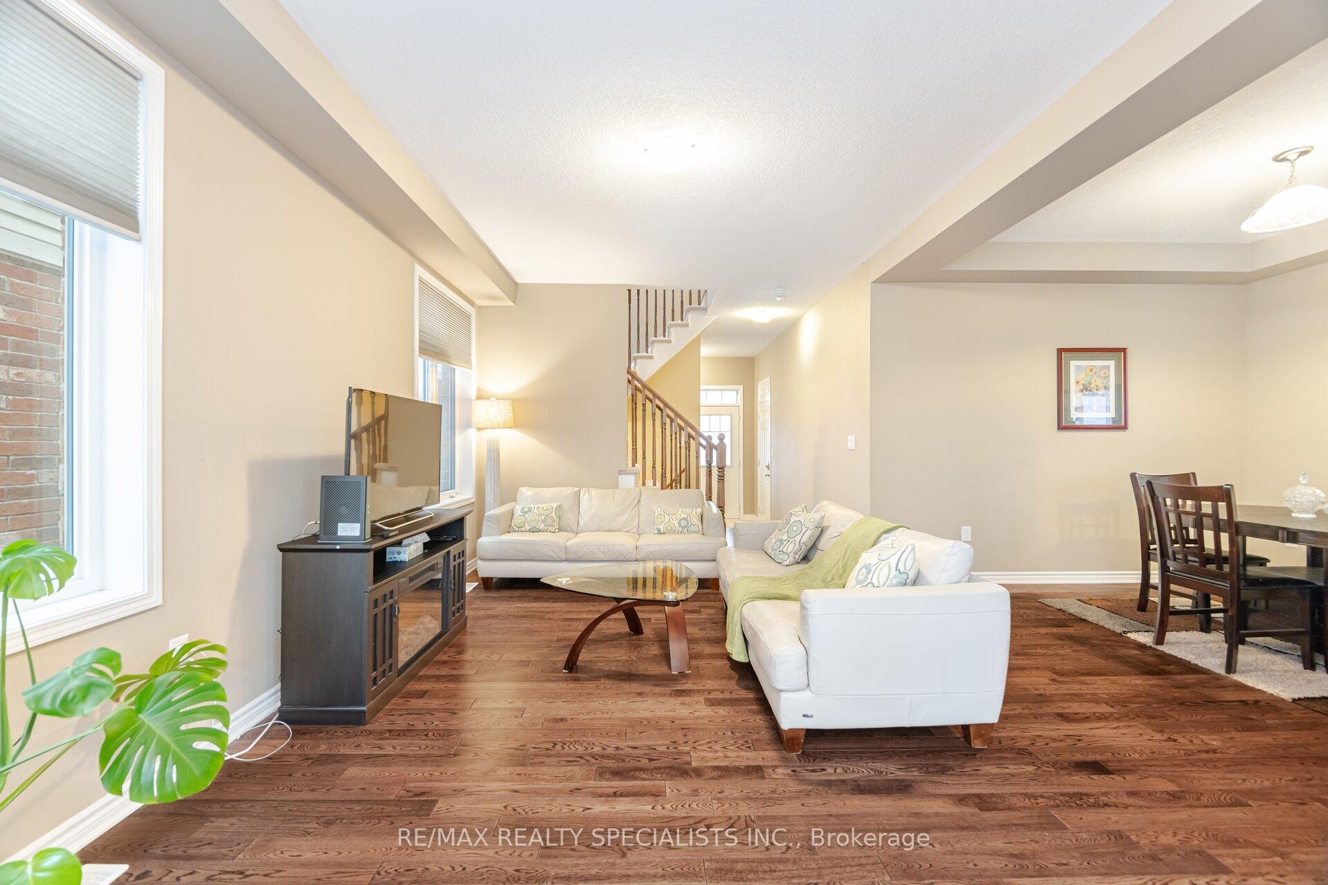 Photo 17 of 55 Sipes Drive, Hamilton, Waterdown — HOMEH