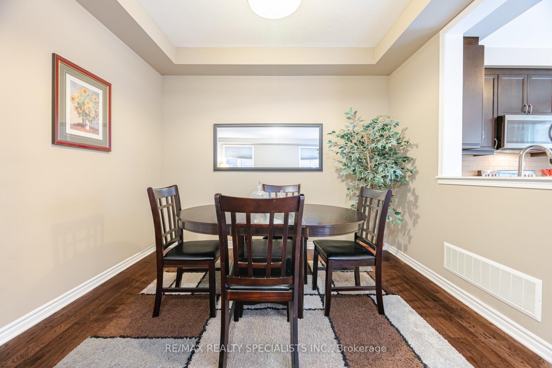 Photo 6 of 55 Sipes Drive, Hamilton, Waterdown — HOMEH