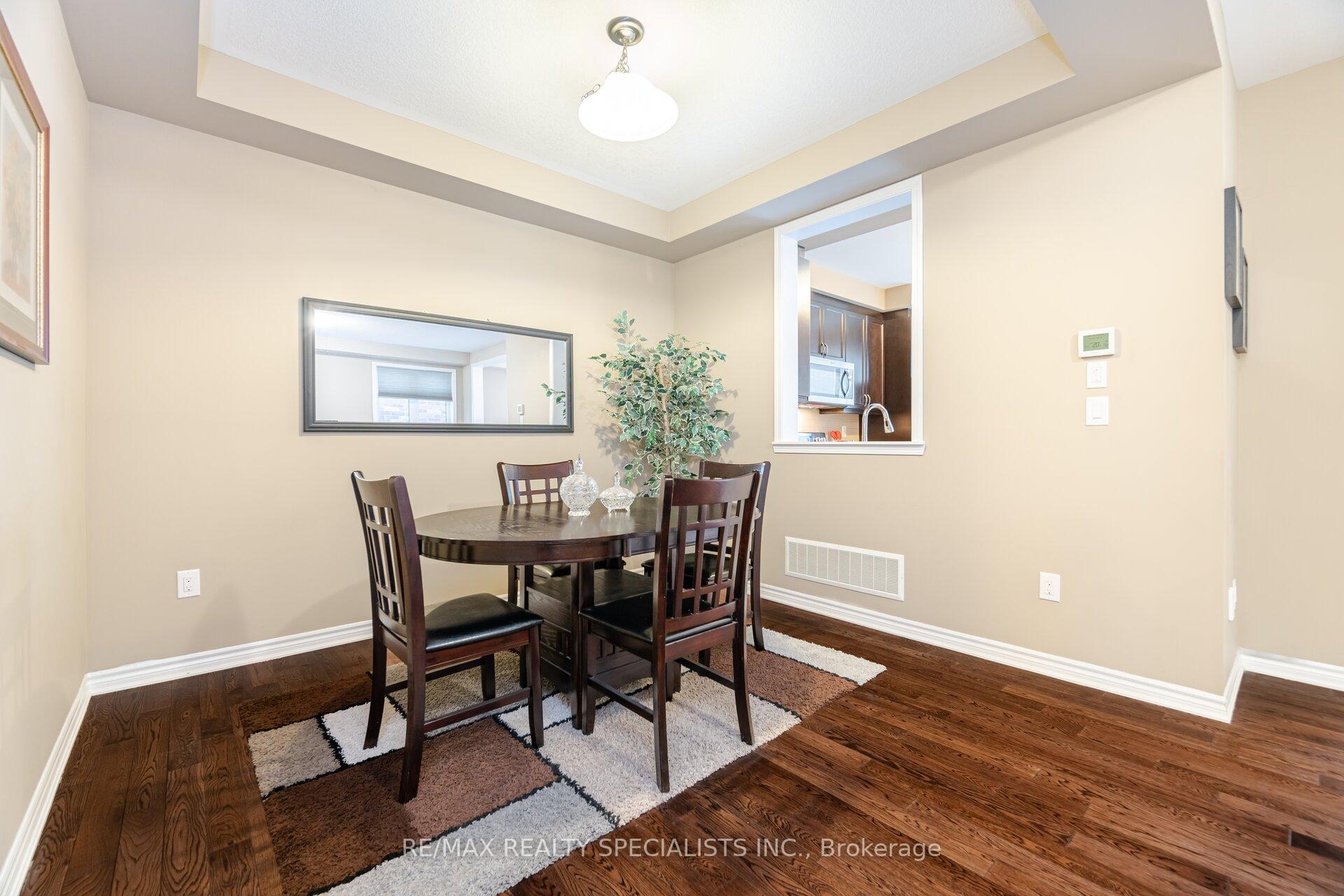 Photo 9 of 55 Sipes Drive, Hamilton, Waterdown — HOMEH