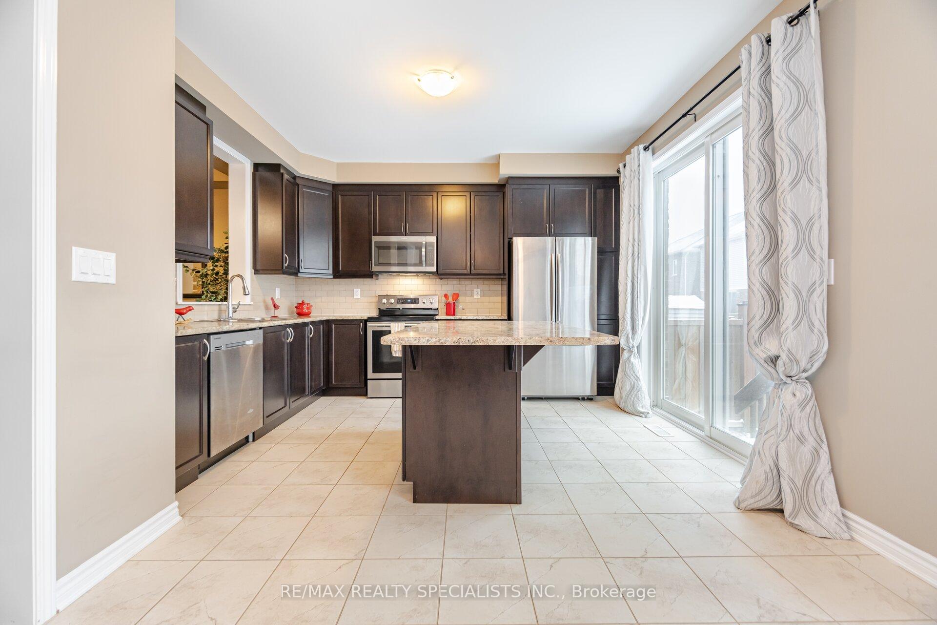 Photo 21 of 55 Sipes Drive, Hamilton, Waterdown — HOMEH
