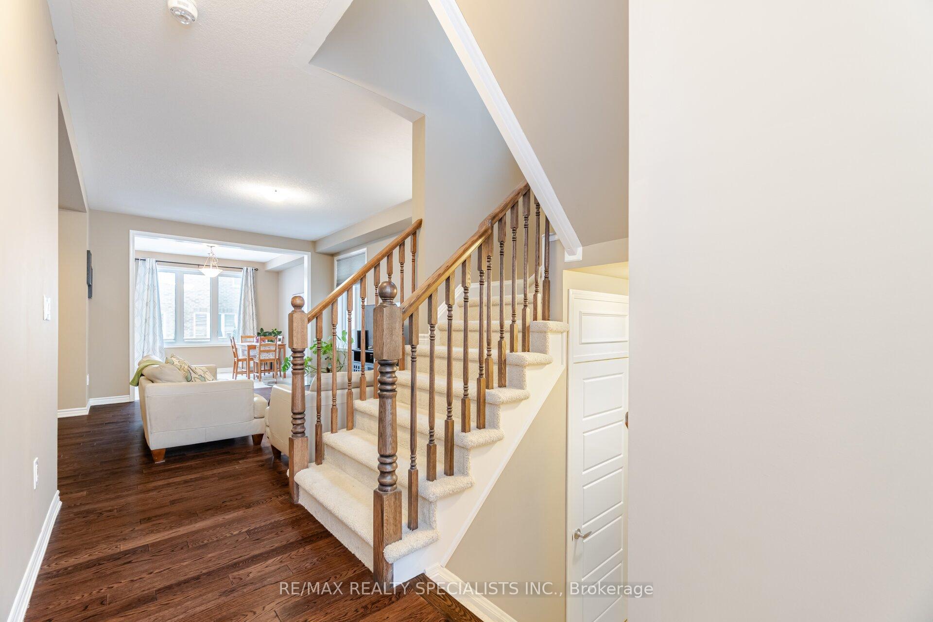 Photo 24 of 55 Sipes Drive, Hamilton, Waterdown — HOMEH