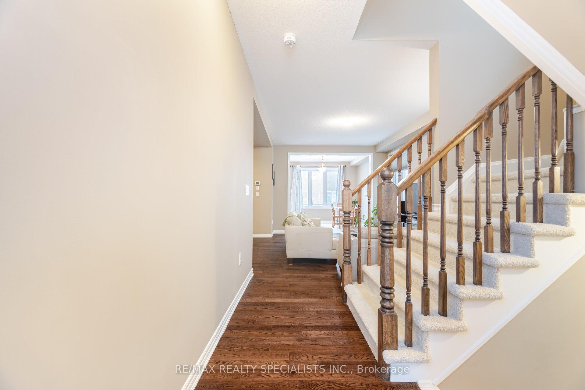 Photo 25 of 55 Sipes Drive, Hamilton, Waterdown — HOMEH