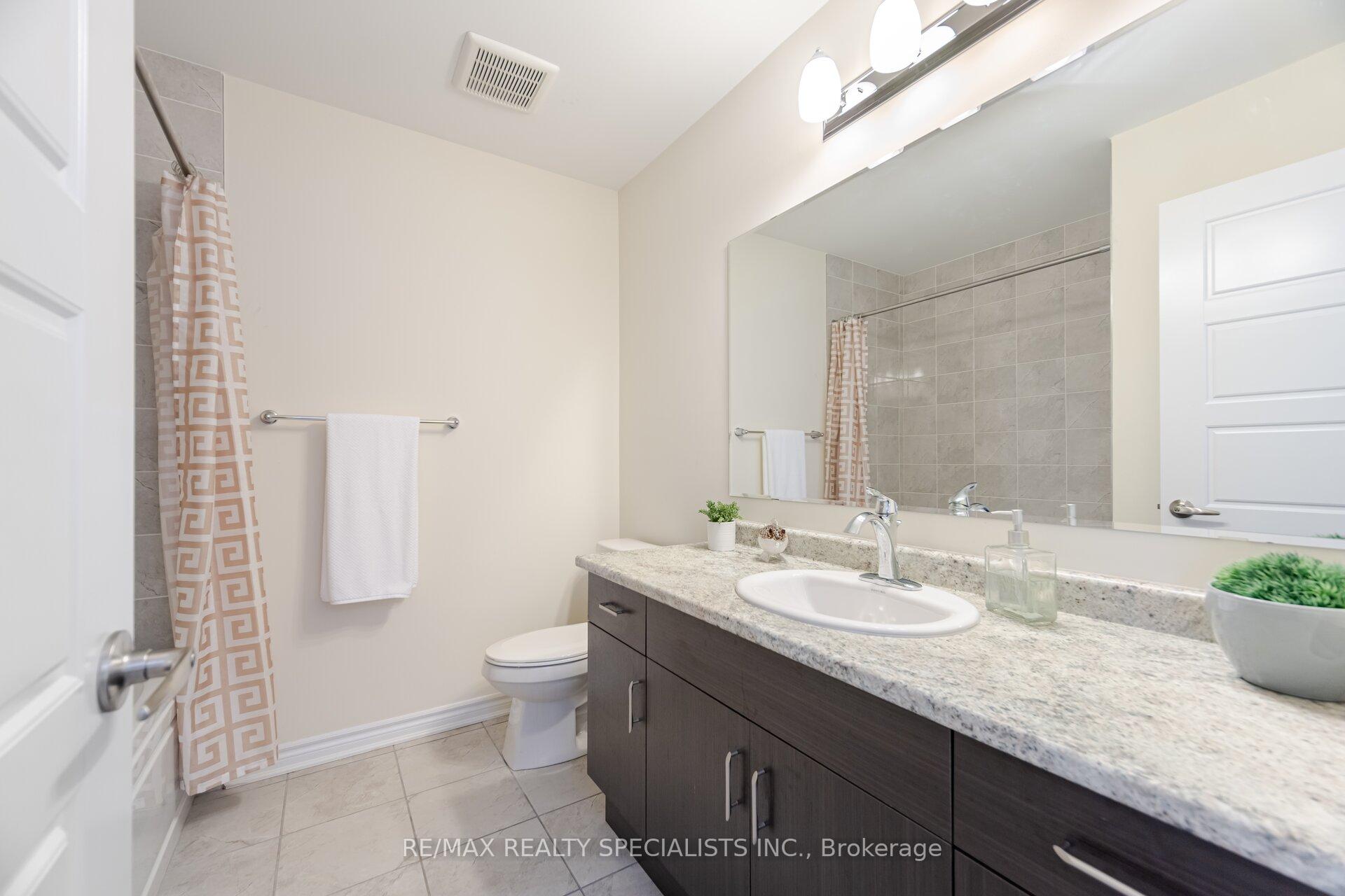 Photo 36 of 55 Sipes Drive, Hamilton, Waterdown — HOMEH