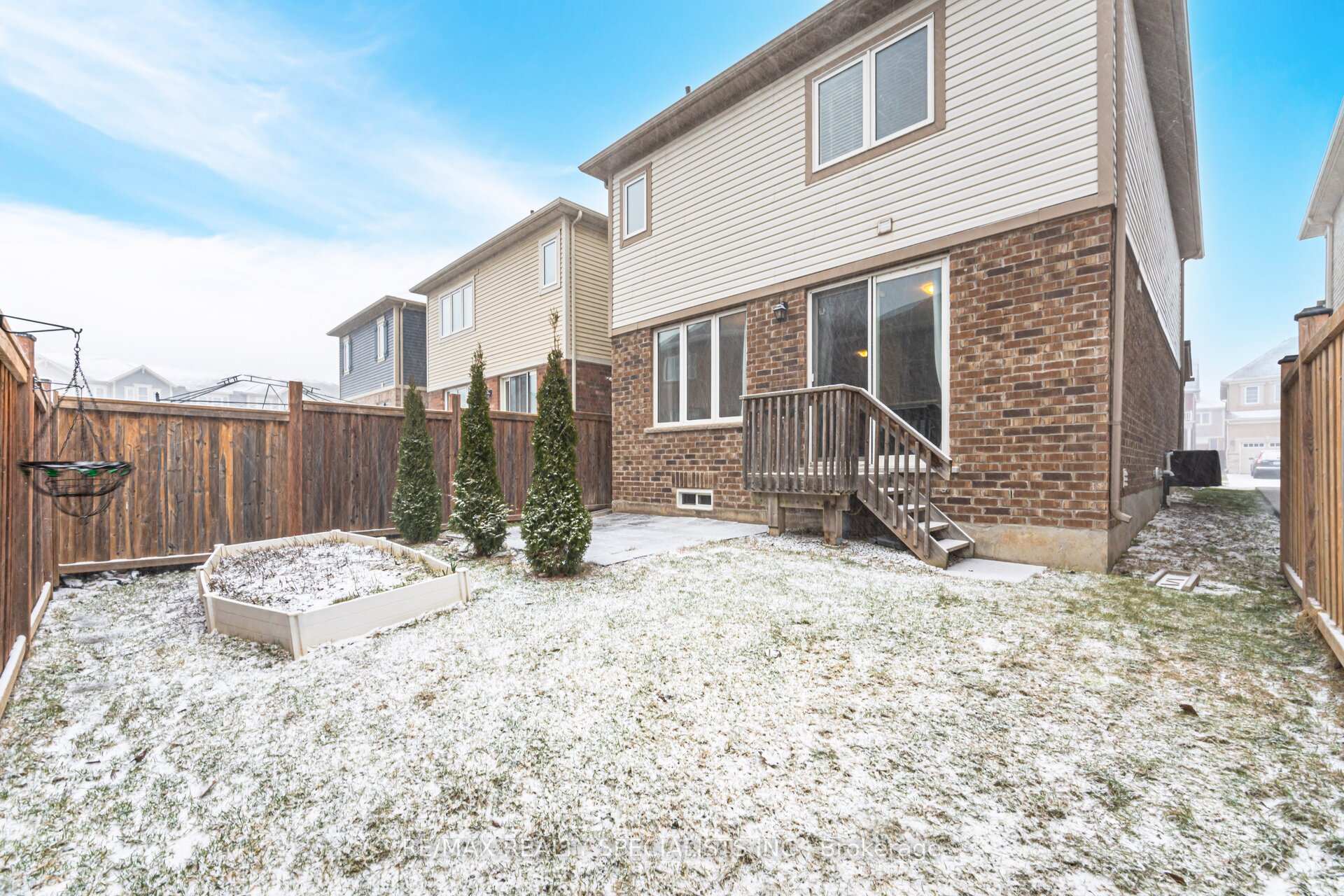 Photo 41 of 55 Sipes Drive, Hamilton, Waterdown — HOMEH