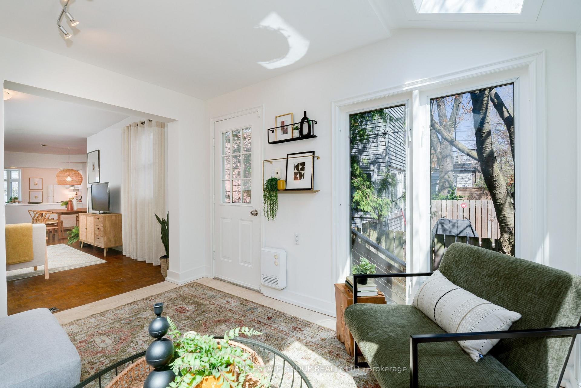 Photo 32 of 123 Withrow Avenue, Toronto, North Riverdale — HOMEH