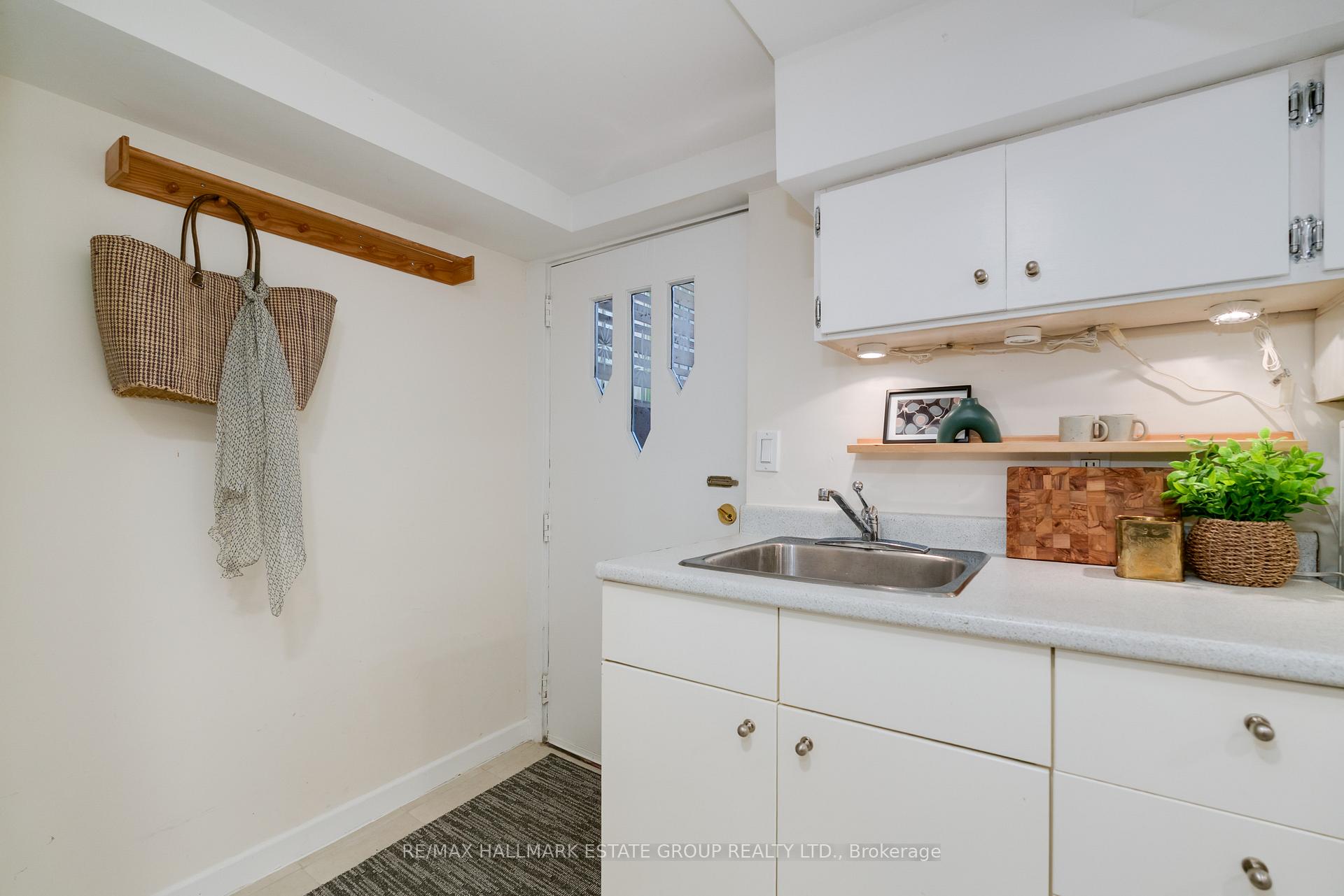 Photo 42 of 123 Withrow Avenue, Toronto, North Riverdale — HOMEH