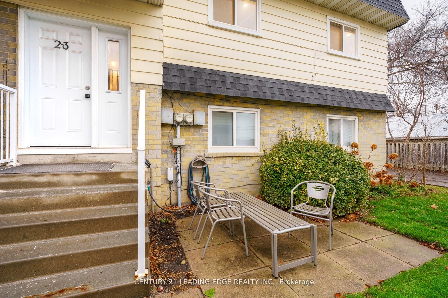 Photo 2 of Unit 2-3, 540 Mary Street, Whitby, Downtown Whitby — HOMEH
