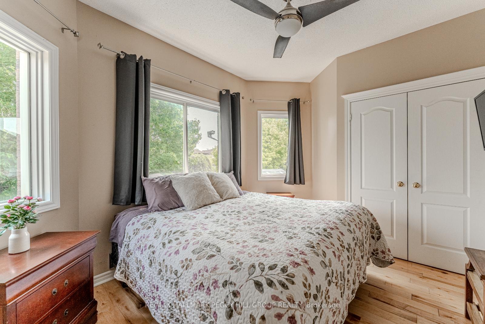Photo 12 of 255 Mapleton Avenue, Barrie, Holly — HOMEH