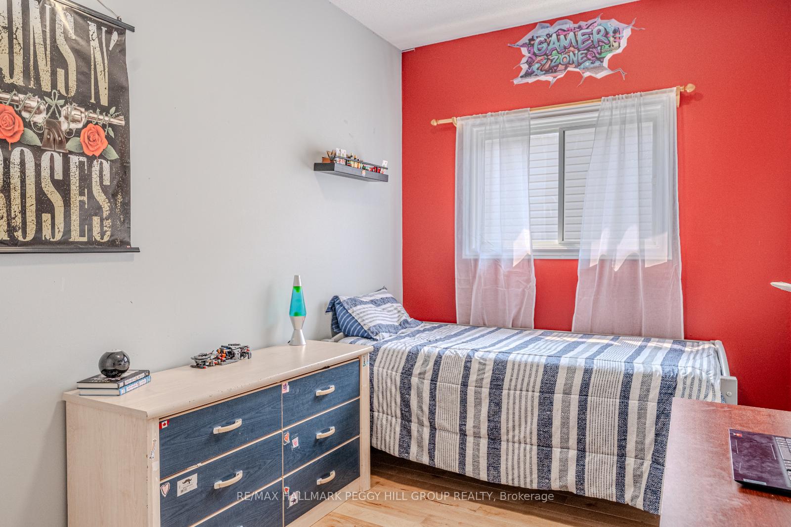 Photo 13 of 255 Mapleton Avenue, Barrie, Holly — HOMEH