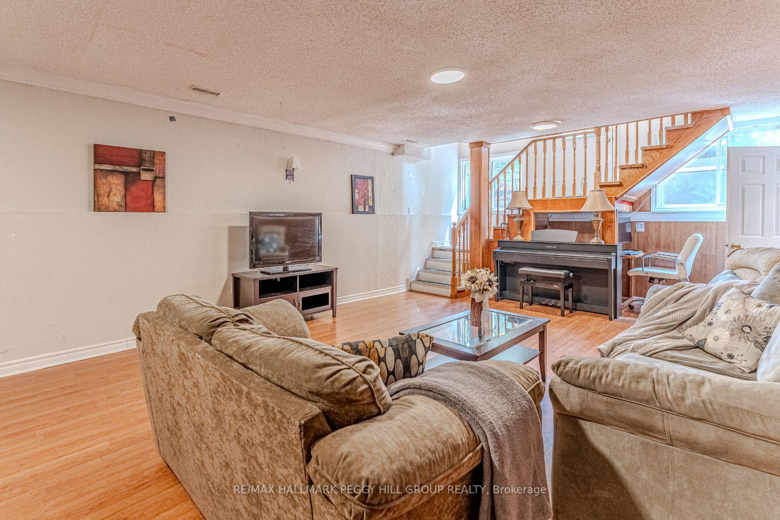 Photo 17 of 255 Mapleton Avenue, Barrie, Holly — HOMEH