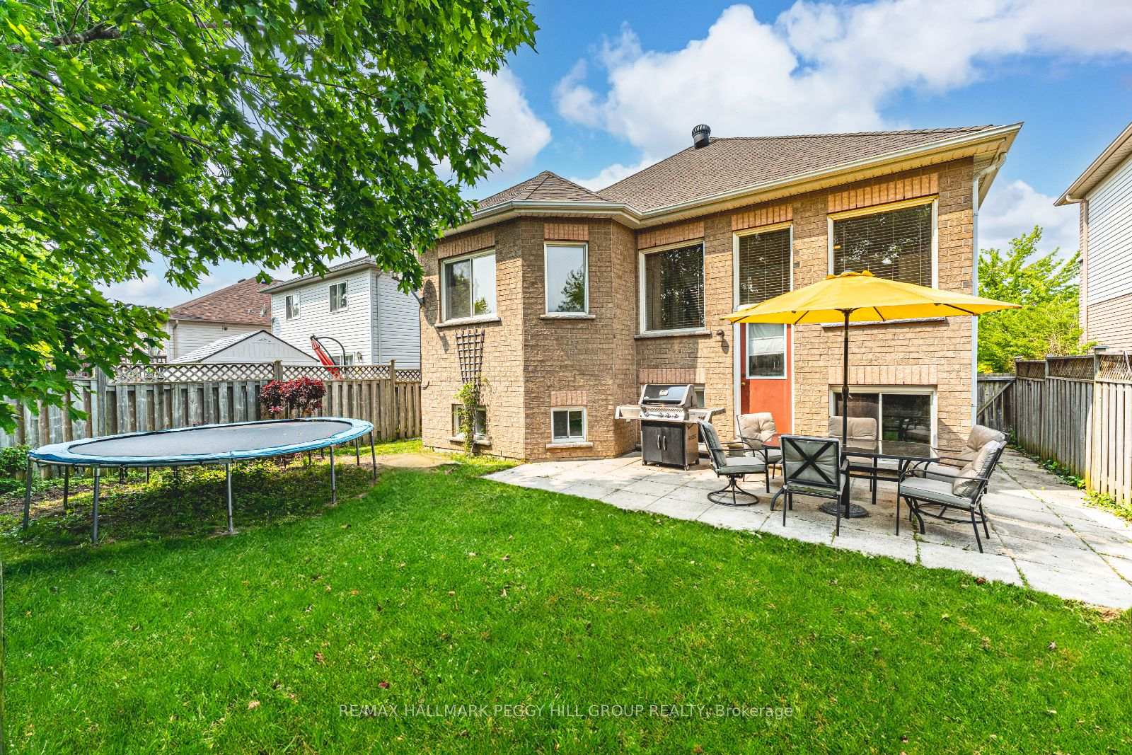 Photo 22 of 255 Mapleton Avenue, Barrie, Holly — HOMEH
