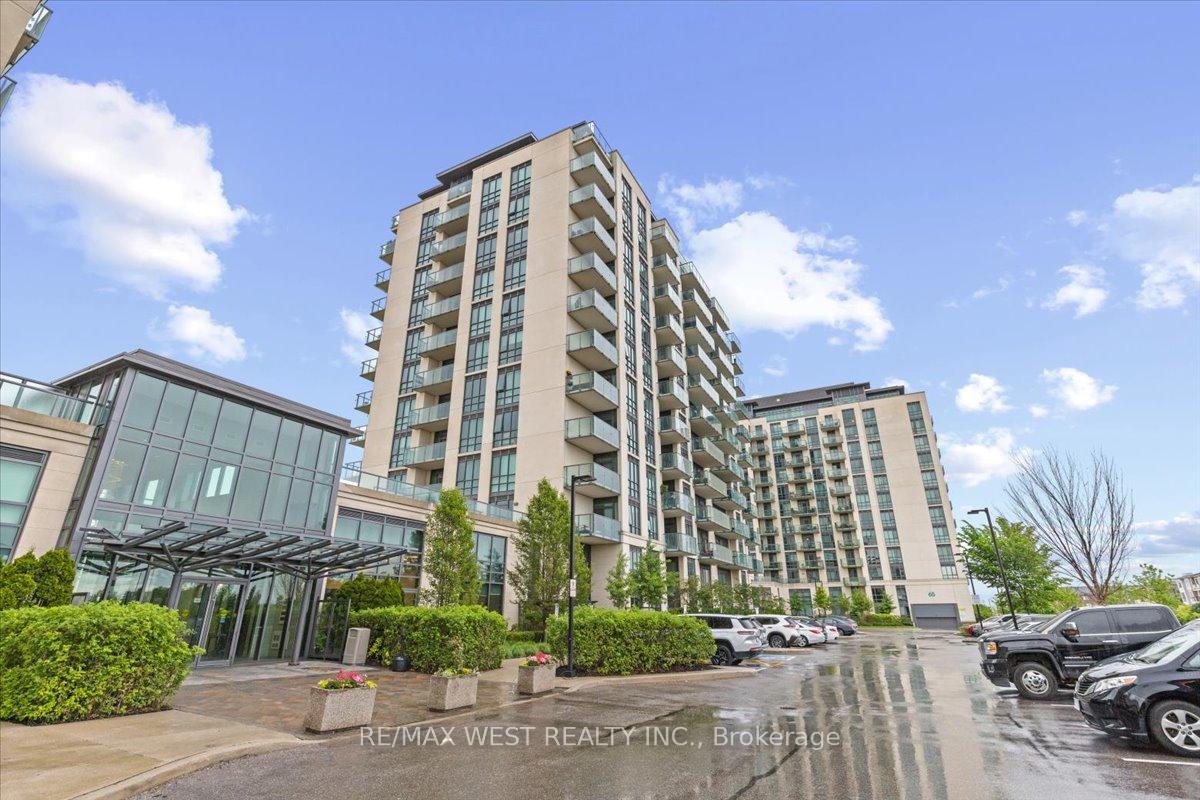 Front of Unit 903, 55 Yorkland Boulevard