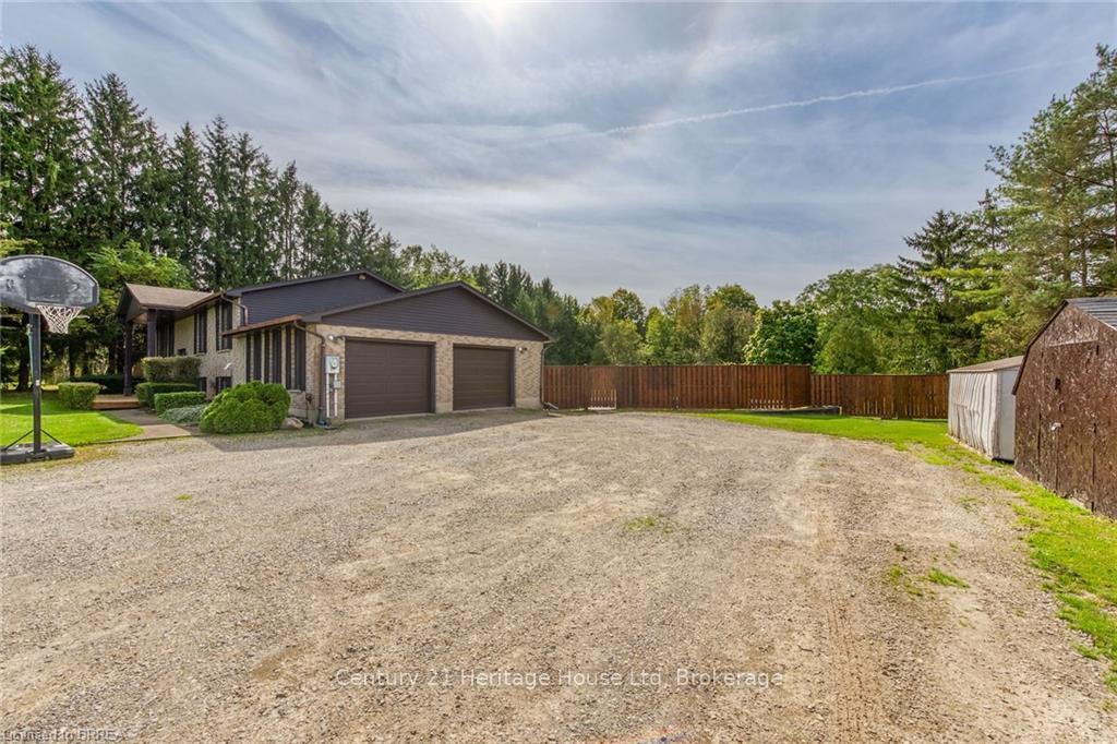 Photo 25 of 465 Old Onondaga Road E, Brant, Brantford Twp — HOMEH