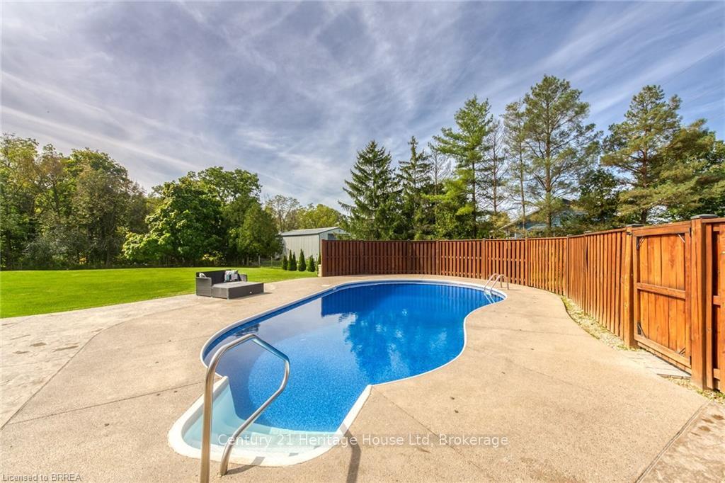 Photo 26 of 465 Old Onondaga Road E, Brant, Brantford Twp — HOMEH