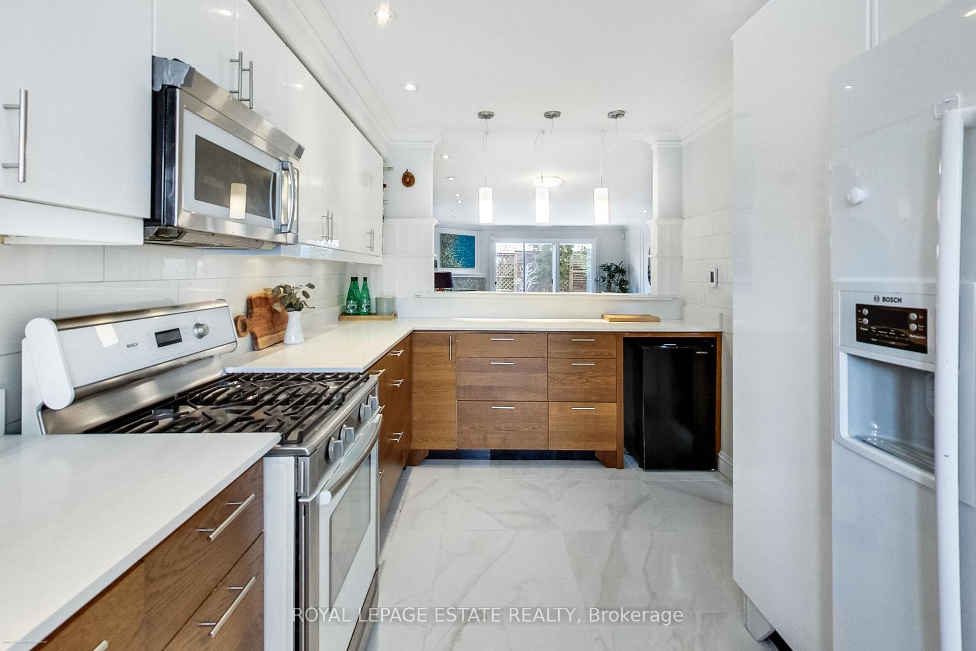Photo 7 of 32 Woodrow Avenue, Toronto, East End-Danforth — HOMEH