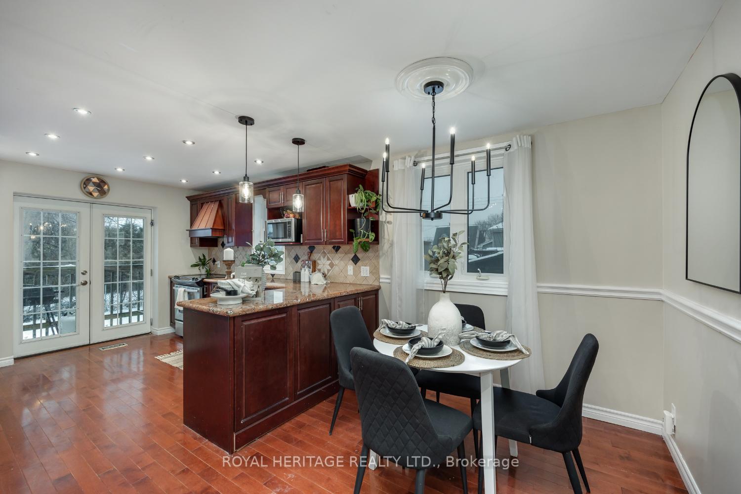 Photo 11 of 145 Central Park Boulevard N, Oshawa, O'Neill — HOMEH