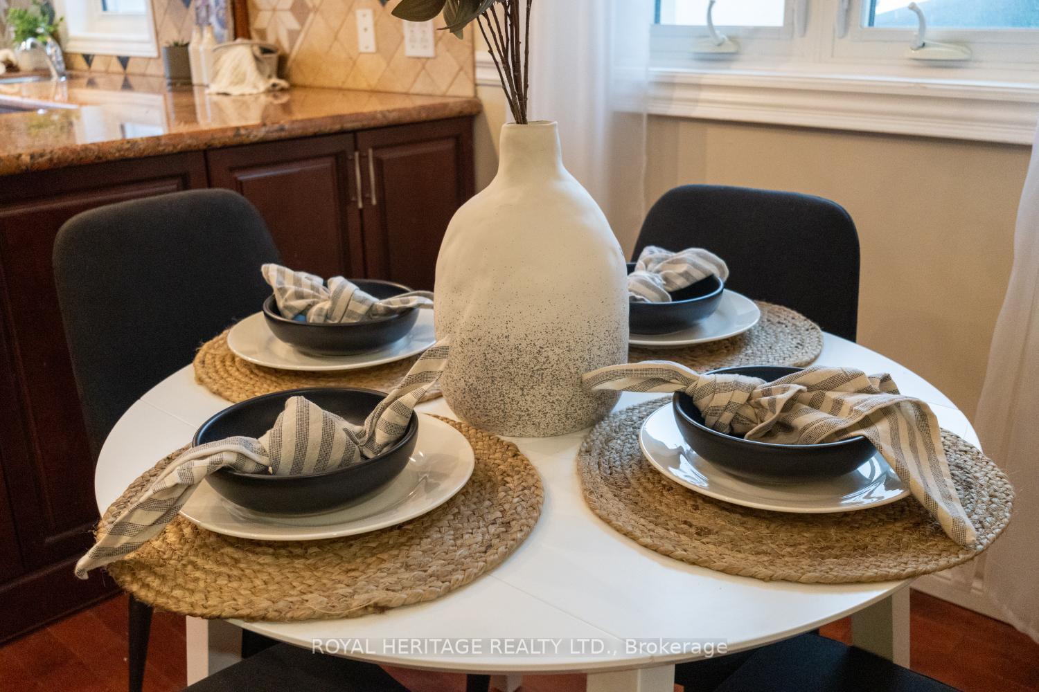 Photo 12 of 145 Central Park Boulevard N, Oshawa, O'Neill — HOMEH