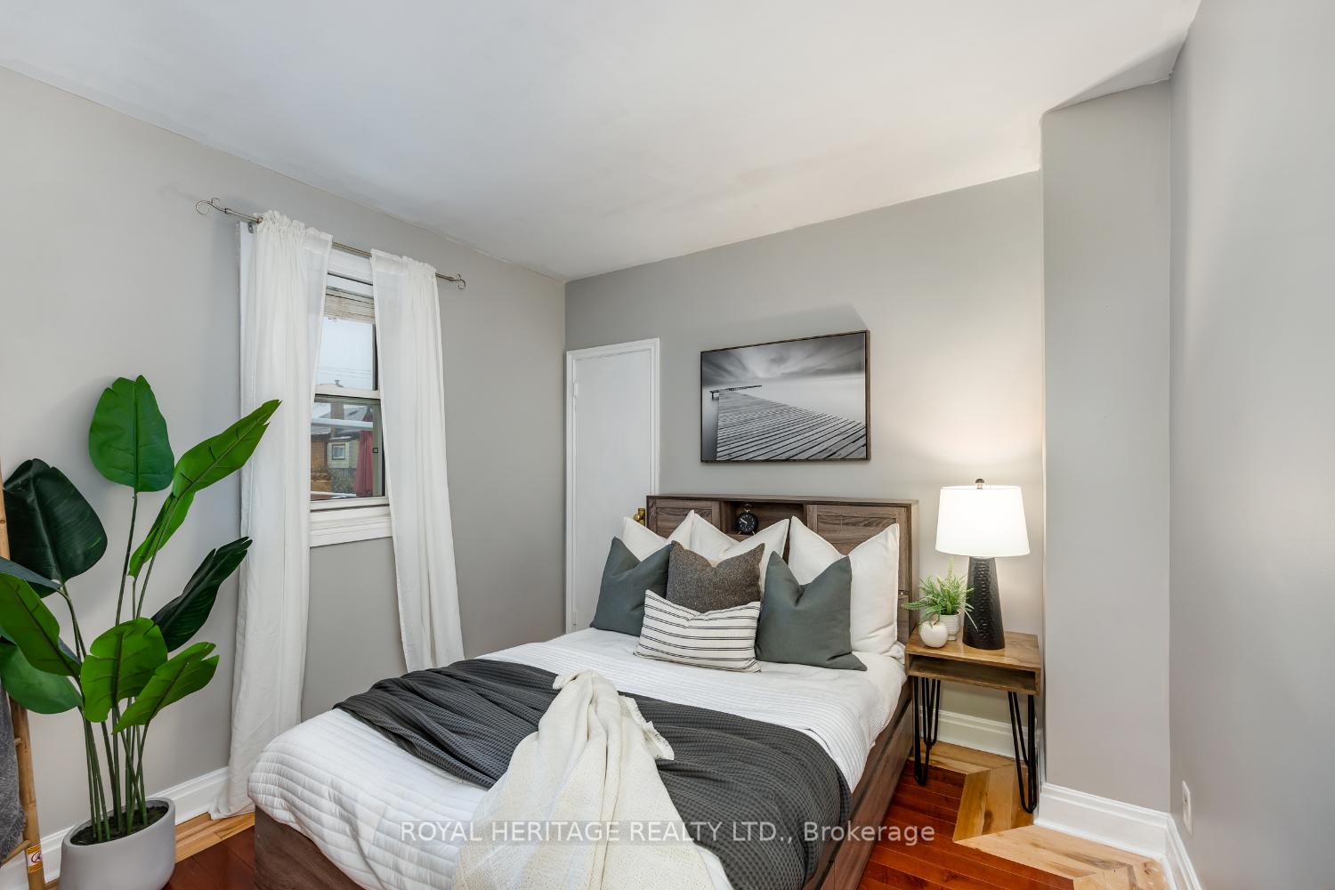 Photo 21 of 145 Central Park Boulevard N, Oshawa, O'Neill — HOMEH